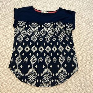 Rewind size small top